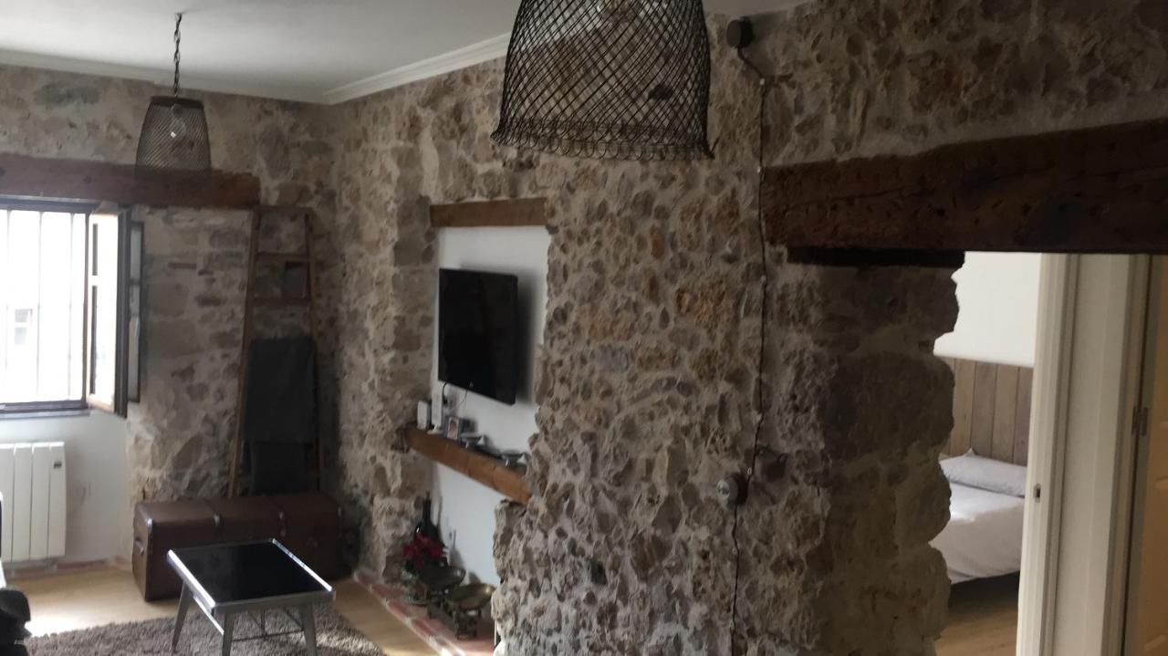 Alojamiento De Piedra Con Encanto Burgo Eksteriør billede